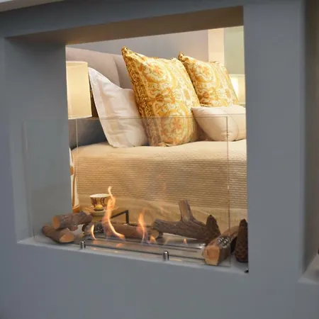 Parliament - Center Luxury Apartment