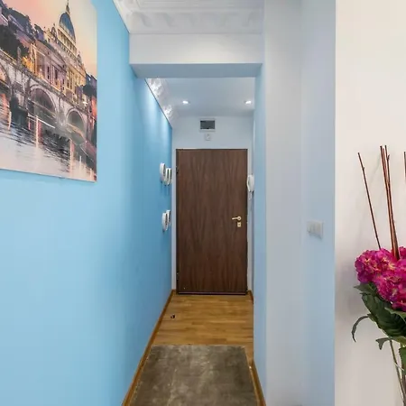 Parliament - Center Luxury Apartment